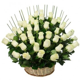 Flores Condolencias en Canastillo con 30 Rosas Blancas